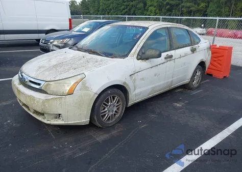 2011 Ford Focus Se z USA, uszkodzony, nr VIN 1FAHP3FN6BW120233